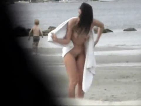 Vidéo voyeur à la plage! Sex Tube Gratuit photo