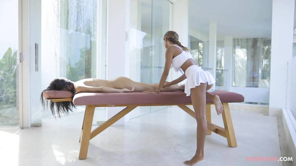 Vidéos porno Version intégrale Table De Massage